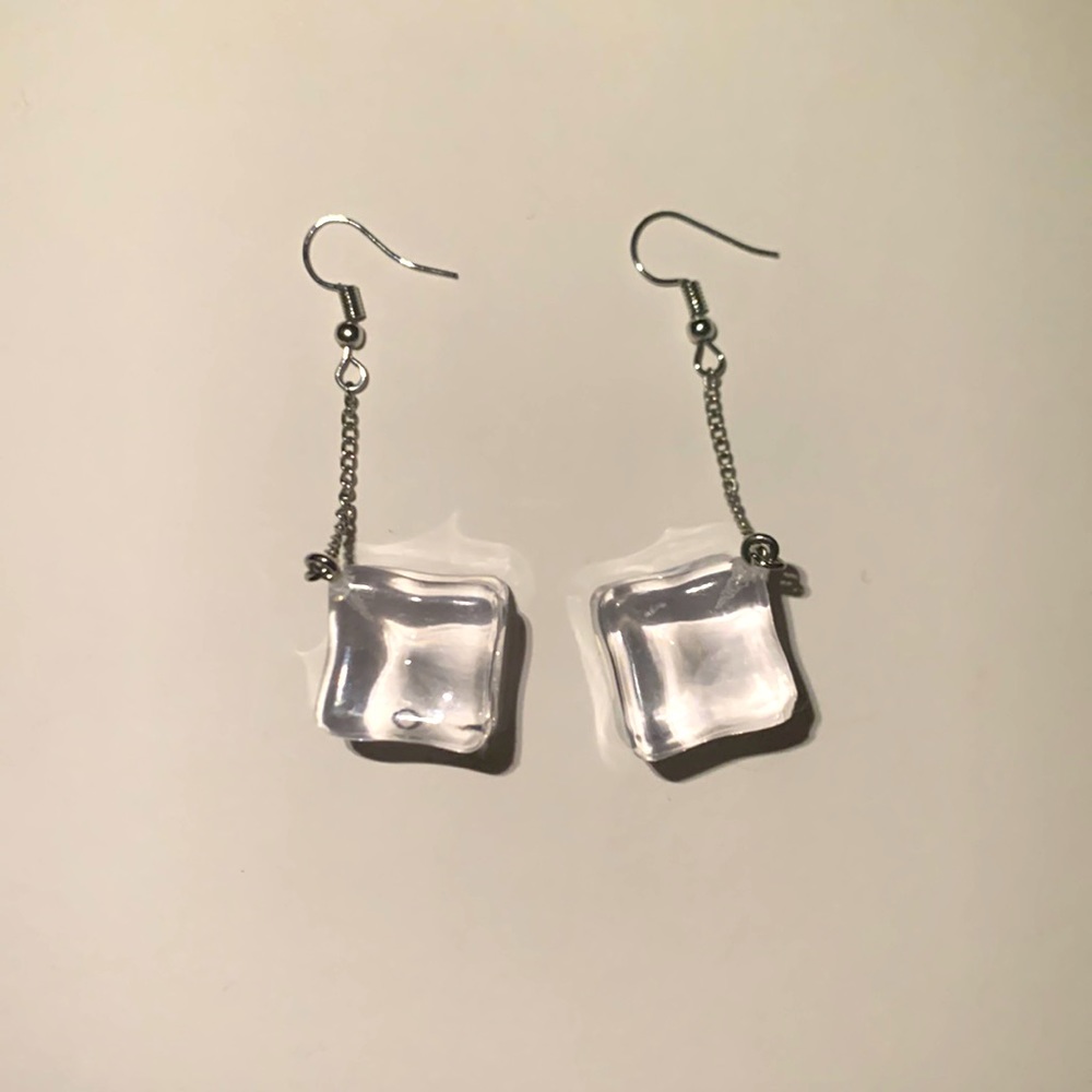 Icecube Earrings. - Picture 1 of 3